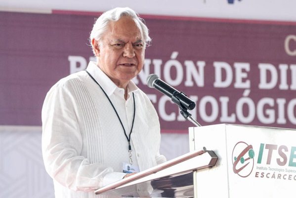 Ramón Jiménez asume la dirección del Tecnológico Nacional de México