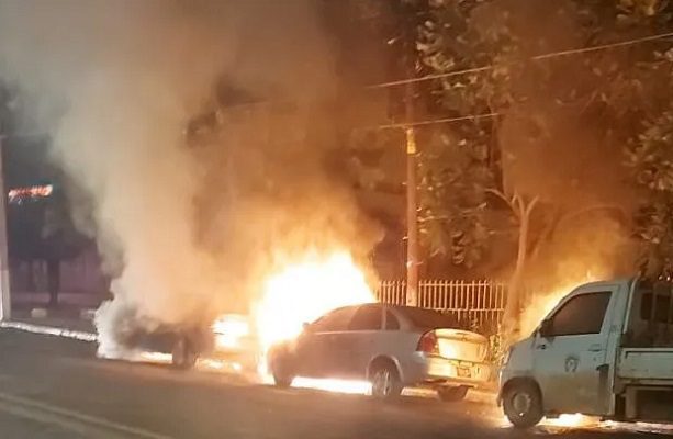 Gobernadora de Colima asegura detenidos tras violencia por captura de "La Vaca"