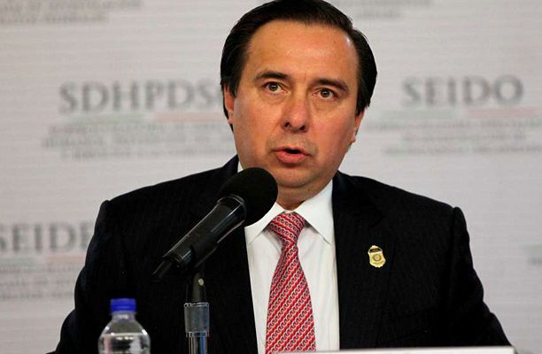 Sin fecha para extradición de Tomás Zerón, reconoce Ebrard