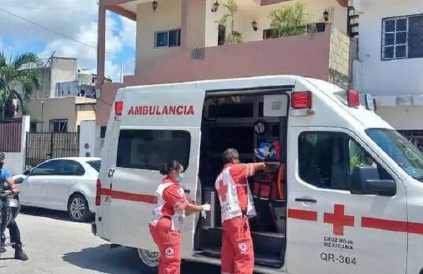 Hombres armado asaltan y amarran a embarazada en su casa en Playa del Carmen