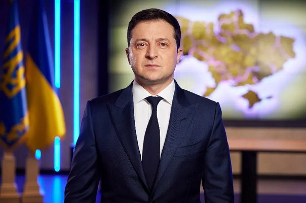 Zelenski asegura que Ucrania "luchará hasta el final", al cumplirse 6 meses de la invasión