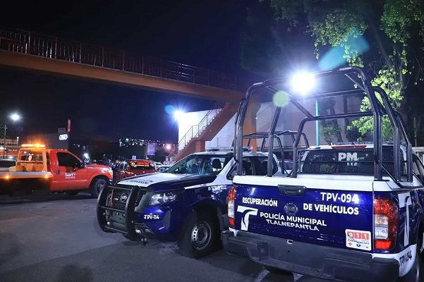 Taxistas realizan disparos afuera del Ministerio Público de Tlalnepantla por compañero detenido