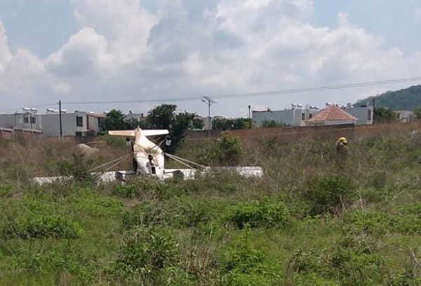 Se desploma una avioneta en Xochitepec, Morelos