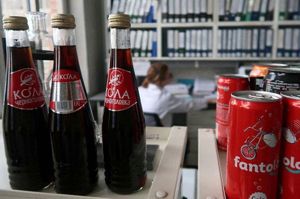 Rusia le dice adiós a la 'Coca-Cola' y le da la bienvenida a la 'Dobry Cola'
