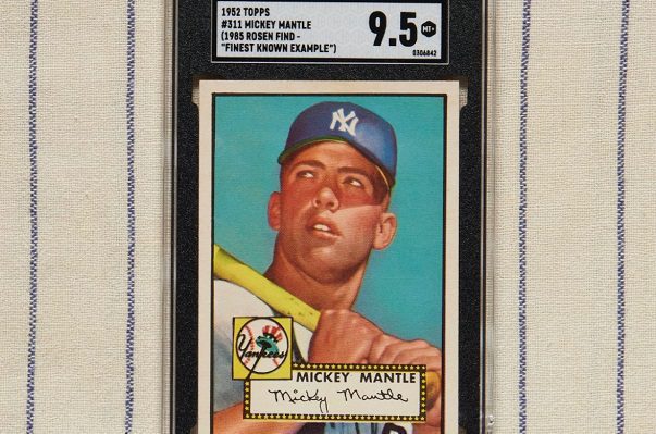 Tarjeta de béisbol de Mickey Mantle rompe récord mundial al venderse por 12.6 mdd