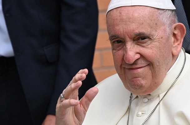 El Papa Francisco se reunirá con Denzel Washington, Andrea Boccelli y otros artistas