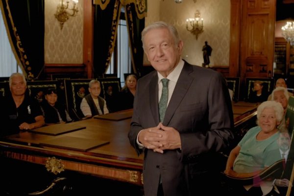 INE niega medidas cautelares por spots por Cuarto Informe de Gobierno de AMLO