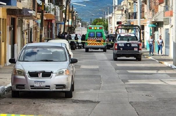 Niños hallan cadáver desmembrado mientras jugaban futbol en Jacona, Michoacán