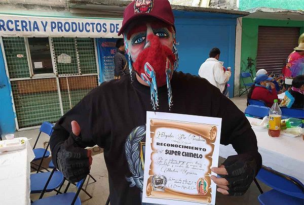 Asesinan frente a su esposa e hijo al youtuber 'Súper Chinelo', en Ixtapaluca