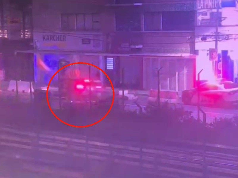Automóvil atropella a policías en Tlalpan