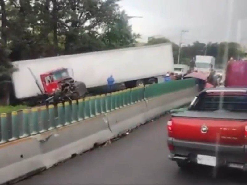 Fuerte accidente en la México-Toluca