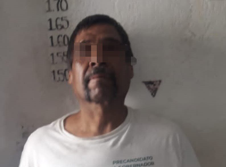 Hombre detenido cavando un pozo para enterrar a su madre en Gómez Palacio