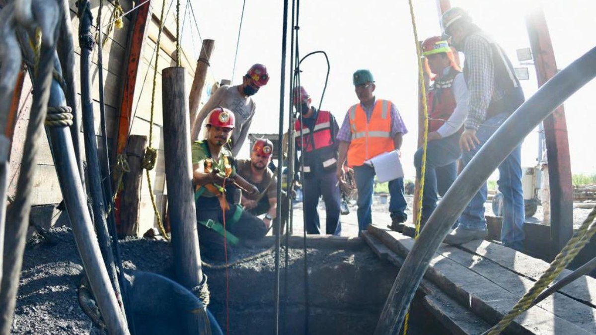 Labores de rescate de los mineros en Coahuila