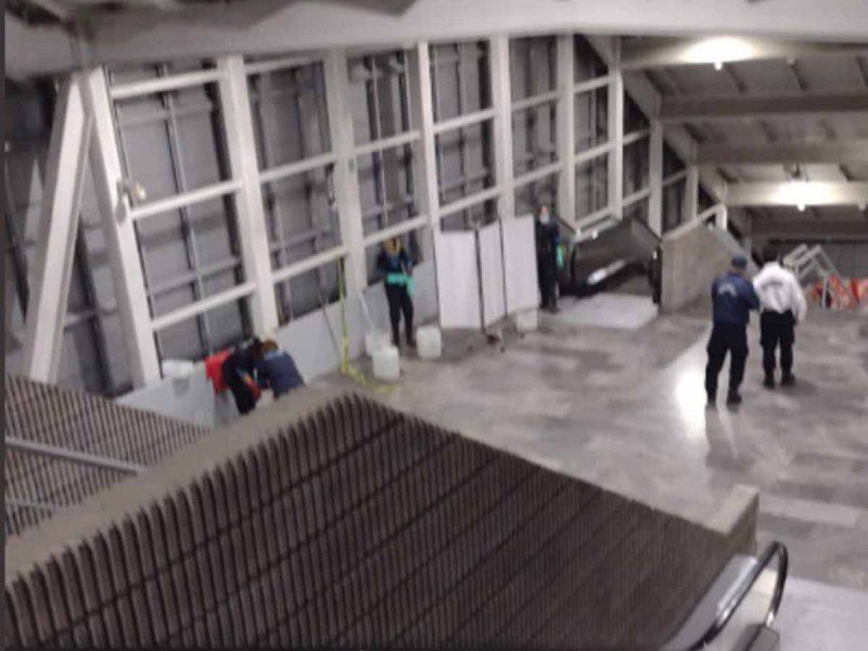 Metro confirma la muerte de una mujer en la estación Cuatro Caminos