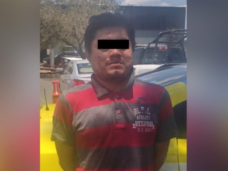 Sujeto detenido por agredir a su pareja con un machete en NL