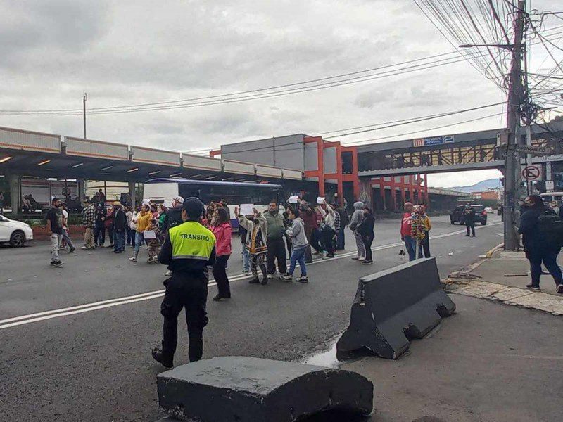 Vecinos de Tlalpan protestan porque no los dejan quemar pirotecnia