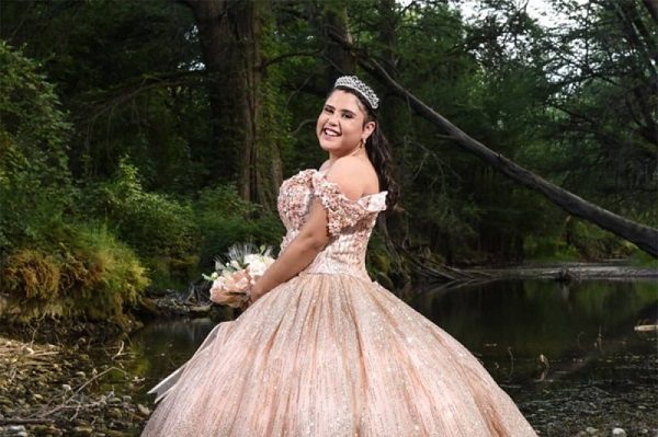 ¿De nuevo? Padre invita a "toda la gente" a los XV años de su hija; ahora en Monclova