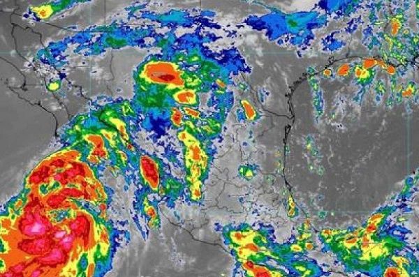 Se forma la tormenta tropical 'Javier' frente a las costas de BCS