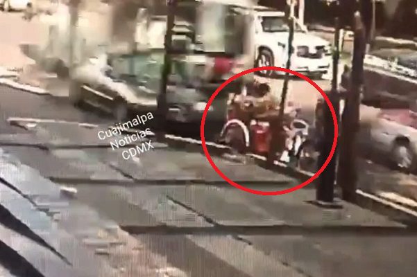 Revelan nuevo #VIDEO de accidente de RTP en Cuajimalpa que dejó 2 muertos