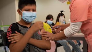 CDMX anuncia sedes para vacunación covid para niños de 9 a 11 años