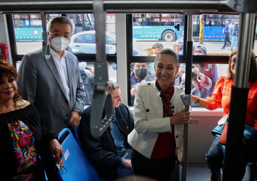 Sheinbaum confirma que costo del pasaje del Trolebús Elevado será de 7 pesos