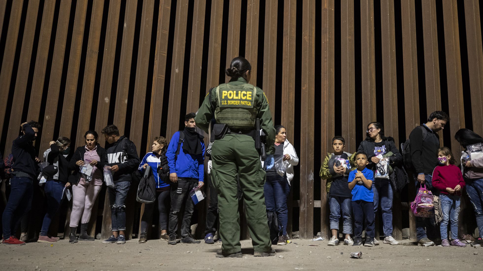 Colapsan morgues en frontera de EE.UU. ante aumento de muertes de migrantes
