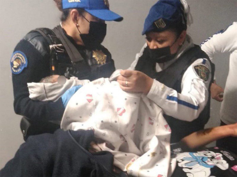 Mujer da a luz en estación El Rosario de Línea 6 del Metro CDMX