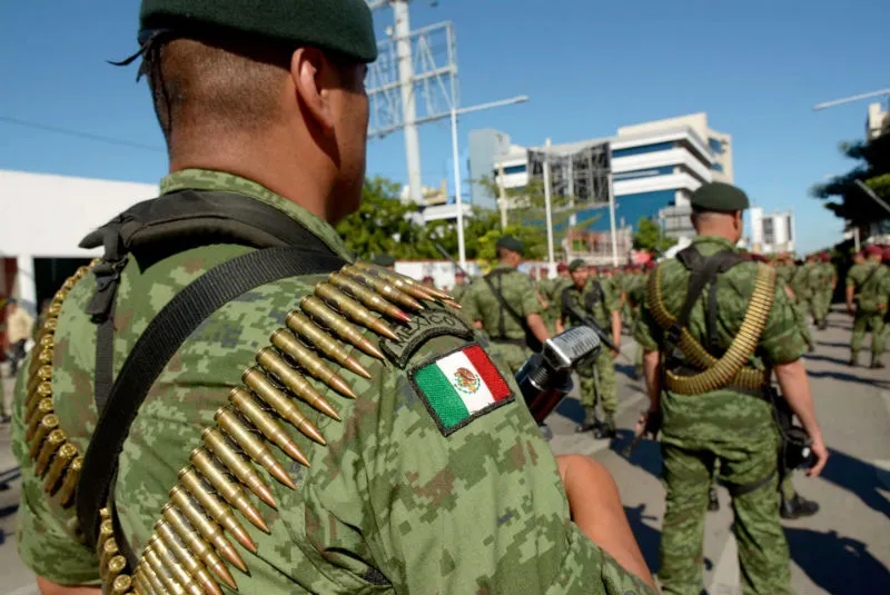 “Muy contento”, dice AMLO por aprobación para ampliar presencia de Fuerzas Armadas