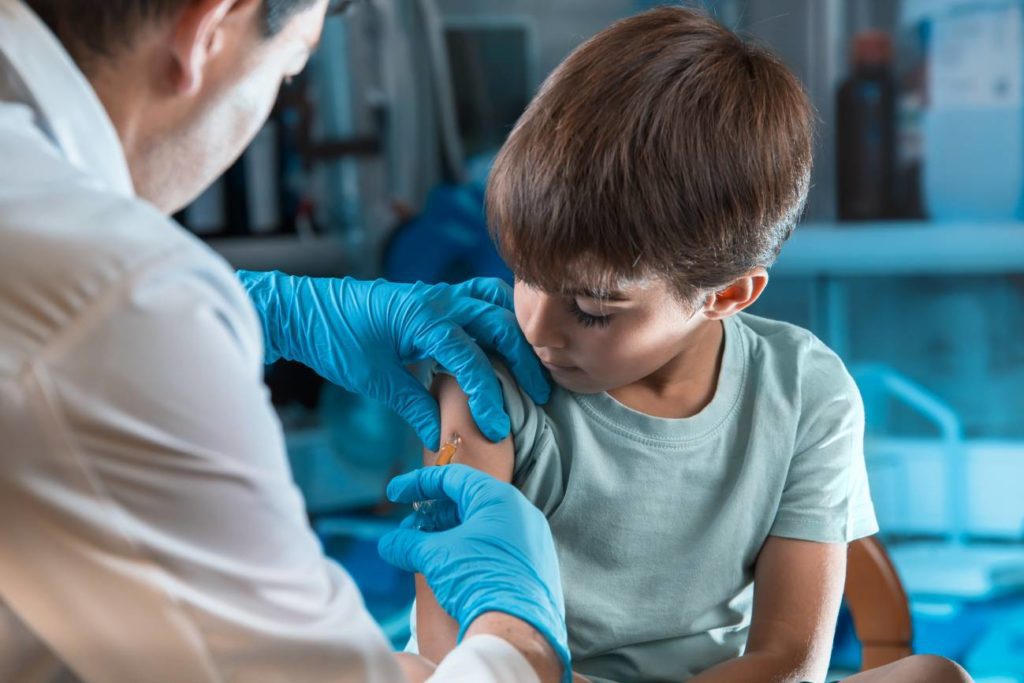 CDMX arranca vacunación anticovid para niños de 6 años