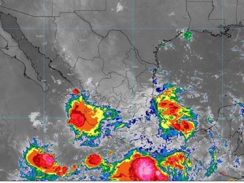 Se forma la tormenta tropical 'Lester'; provocará lluvias en cuatro estados