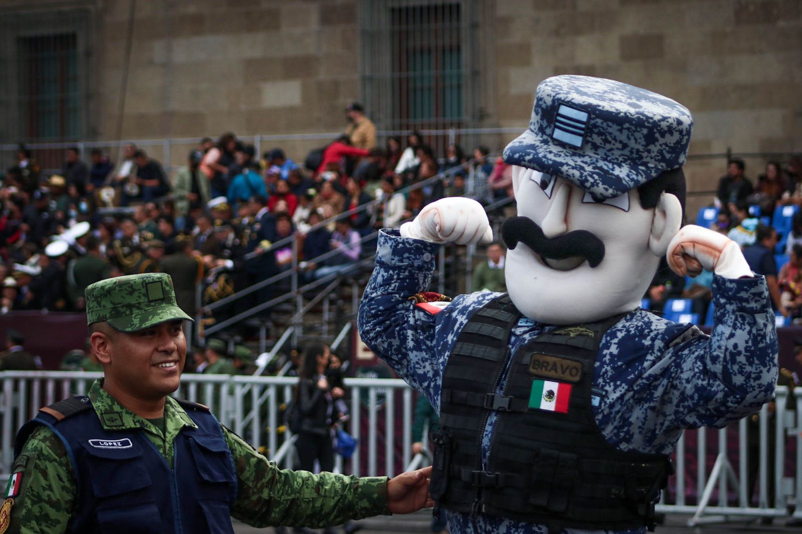 Exhiben a Jenaro Villamil por confundir Huapango de Moncayo por el “de Montoya”