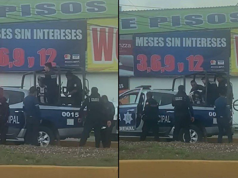 Captan abuso policial a automovilista en Hidalgo; le dan puñetazos y lo jalan del cabello #VIDEO