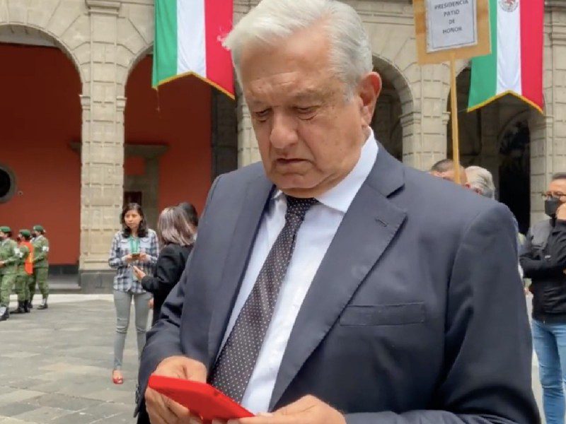 AMLO desea que "no haya pasado nada grave" tras sismo en Michoacán