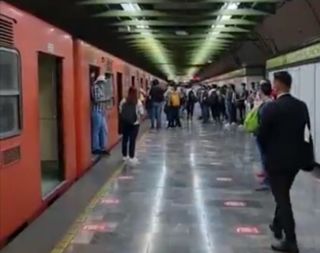 La Línea 4 de Metro CDMX se encuentra sin servicio tras sismo de 7.4 grados