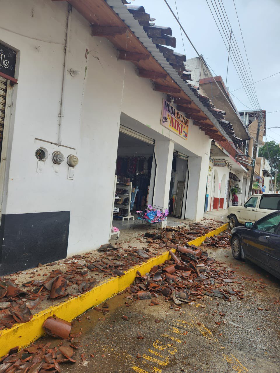 Sismo magnitud 7.4 deja daños en hospital, iglesias y negocios en Michoacán