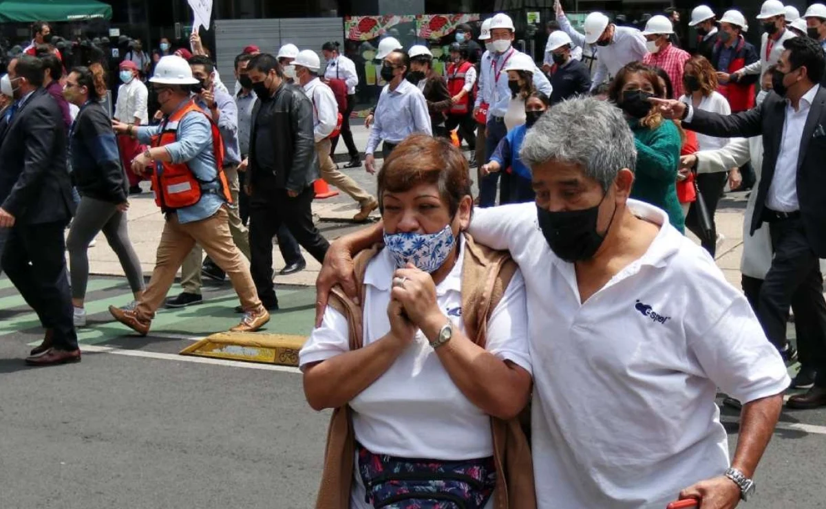 Dos sismos nuevos, réplicas y un segundo muerto en Colima tras sismo magnitud 7.7