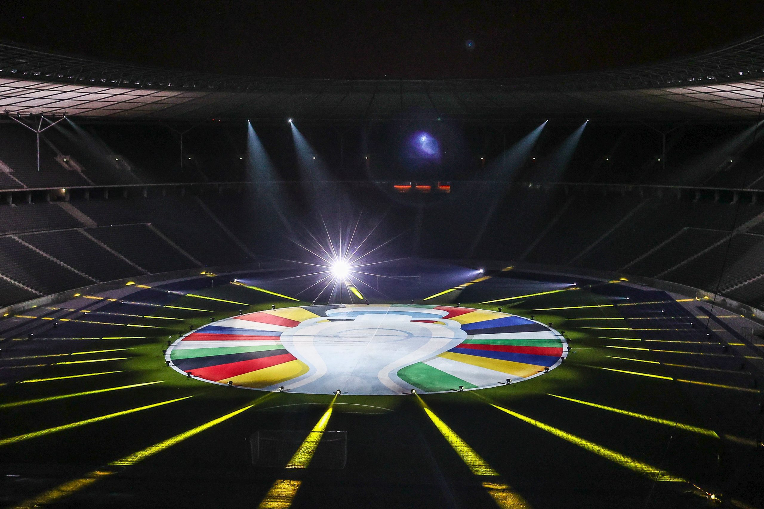 La UEFA excluye a Rusia del sorteo para la Eurocopa