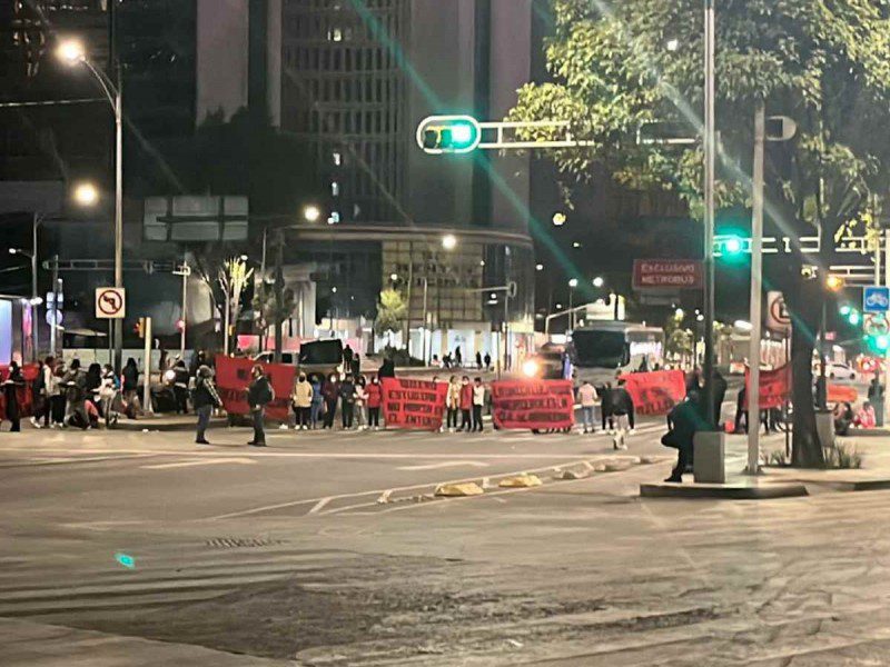 Bloqueo de normalistas en Paseo de la Reforma e Insurgentes fue liberado tras 36 horas