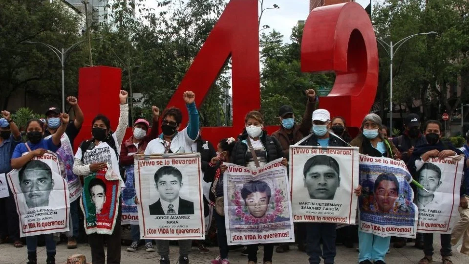 “Día de luto nacional”: AMLO a ocho años de la desaparición de los 43 normalistas de Ayotzinapa