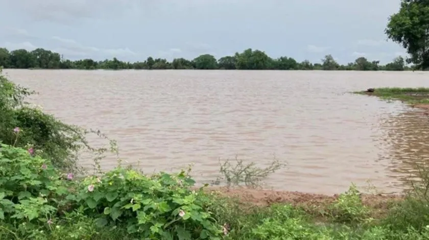 Hombre muere ahogado al intentar salvar a niñas de corriente en río de Sonora