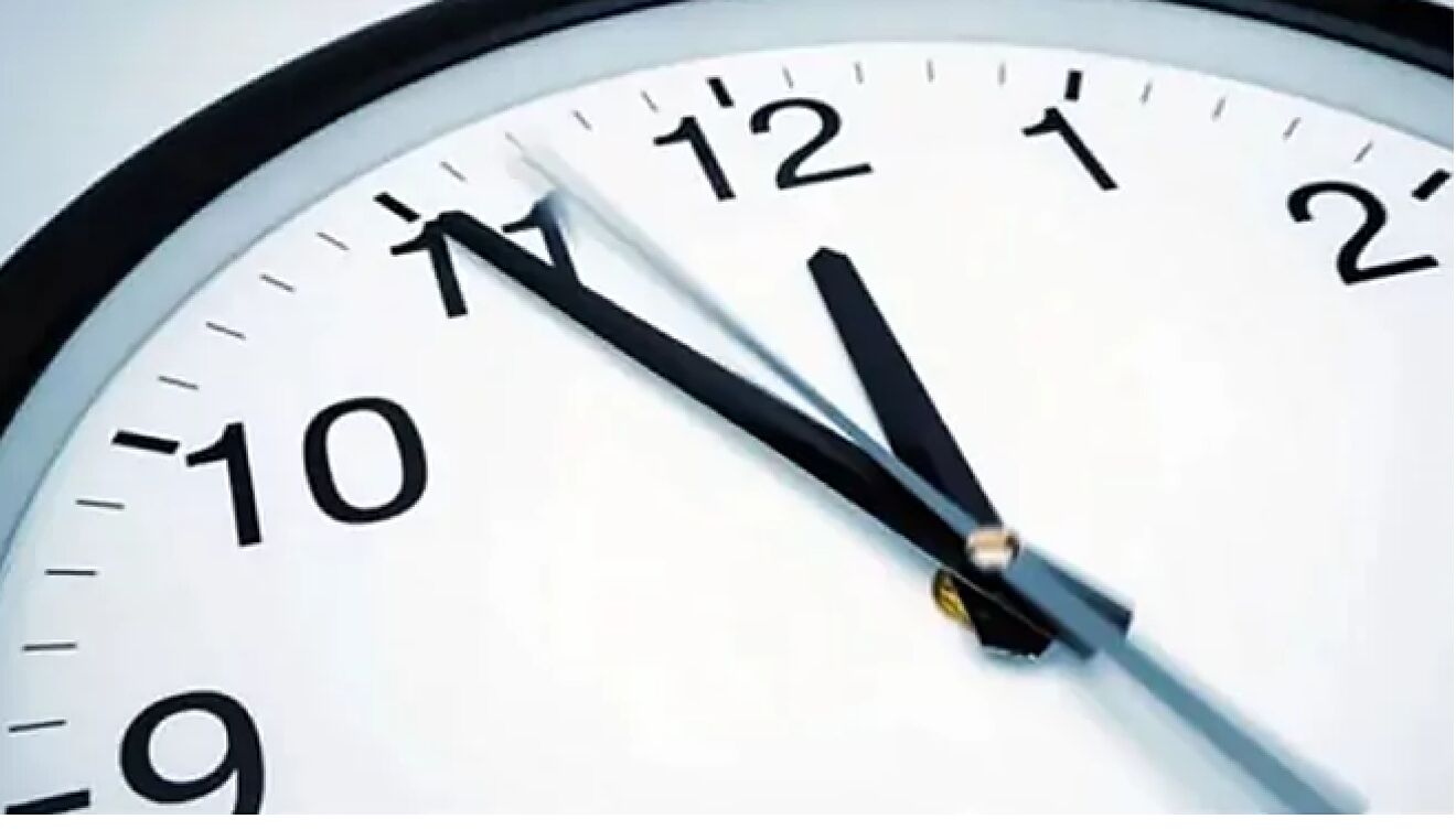 Diputados inician discusión sobre eliminación del horario de verano