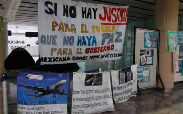 Extrabajadores de Mexicana de Aviación demandarán a director del AICM