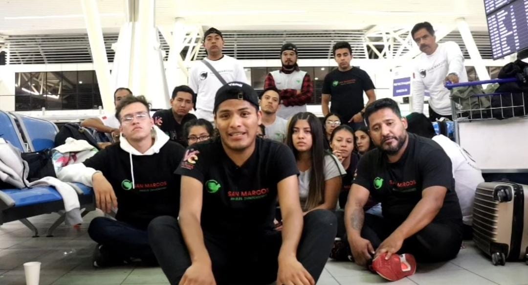 Bailarines mexicanos varados en Bulgaria