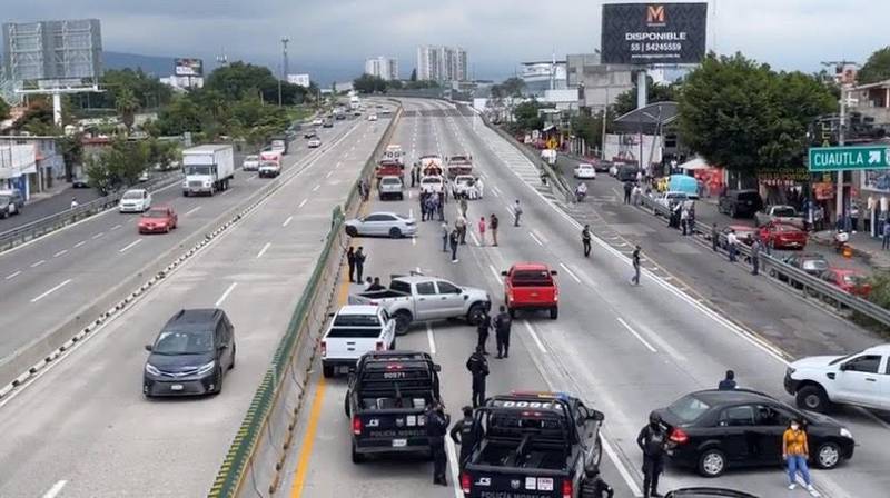 Balacera en el Paso Exprés de Cuernavaca