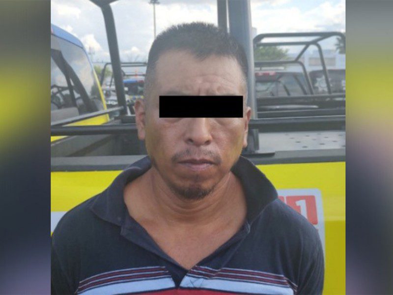 Detenido por golpear a su ex esposa por no querer regresar con él