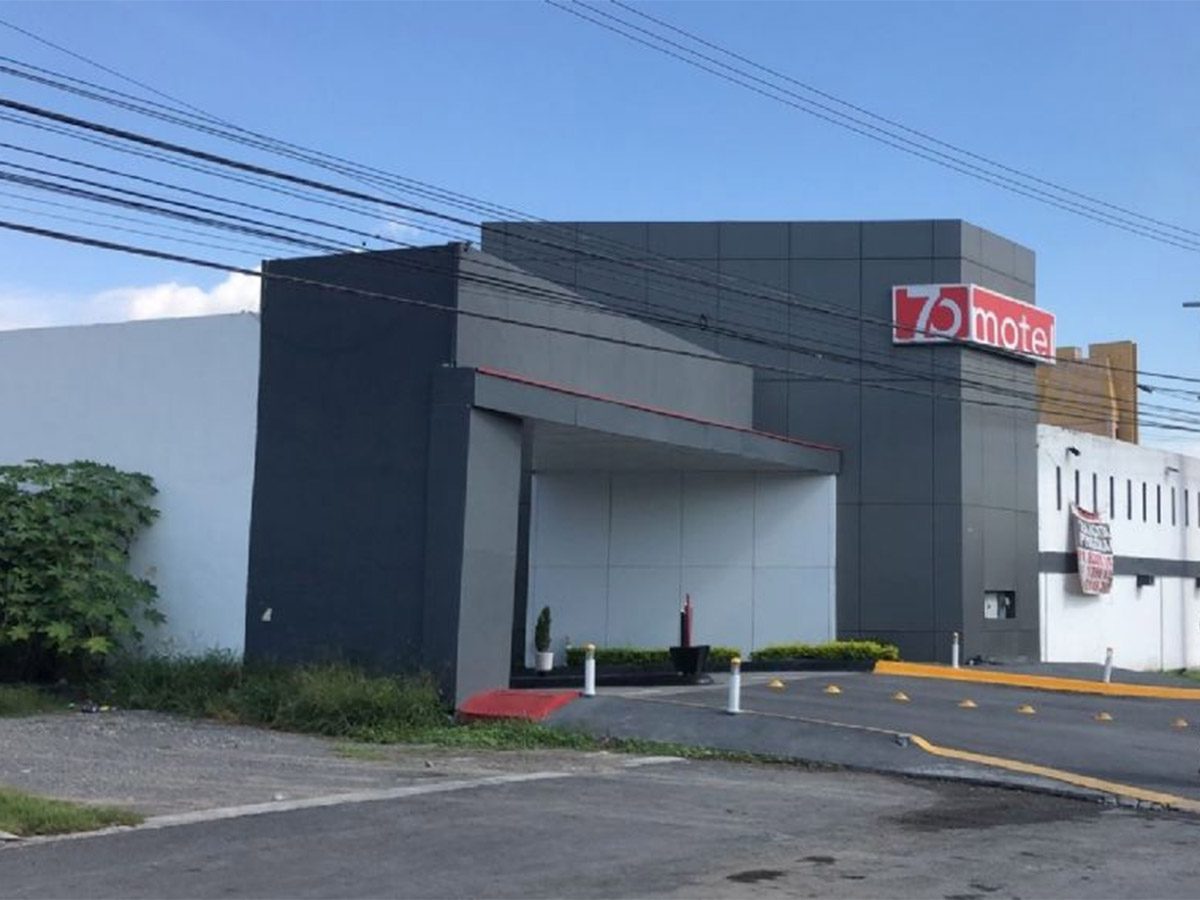 Hallan muerta a una mujer en la habitación de un hotel en Nuevo León