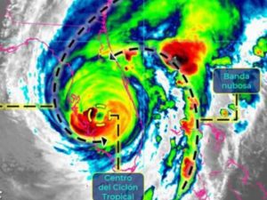 Huracán ‘Ian’ se degrada a categoría 3 tras golpear Florida