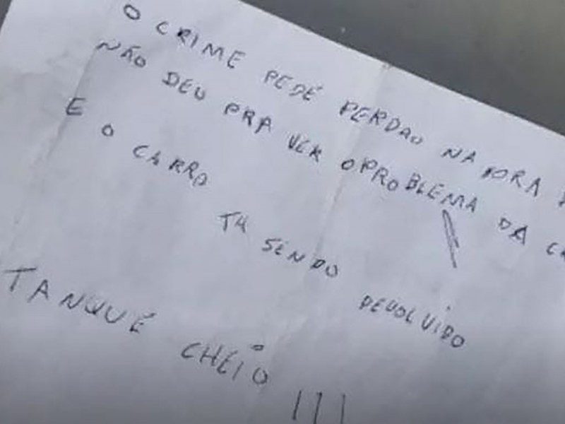 Ladrones regresan el auto que se robaron y le llenan el tanque
