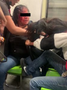 Mujeres protagonizan brutal pelea en vagón del Metro de CDMX #VIDEO
