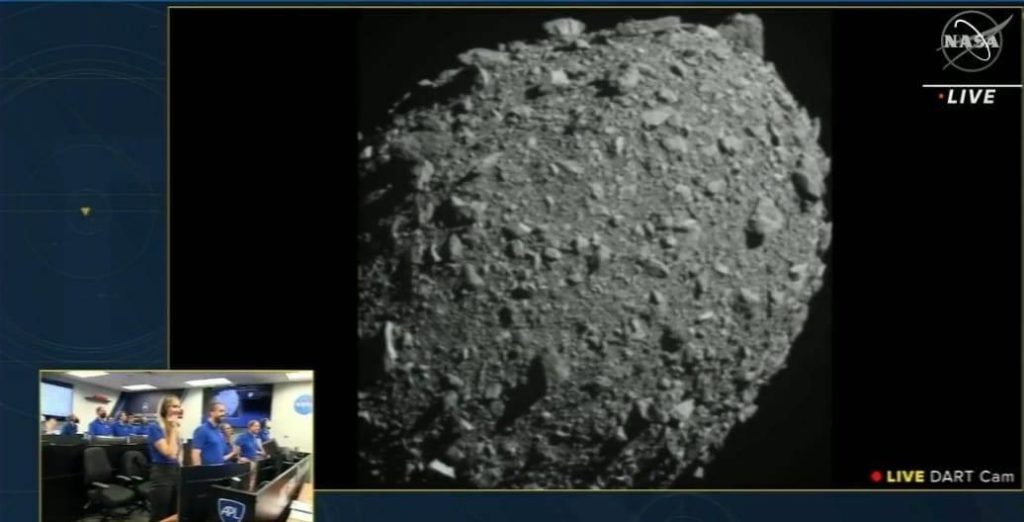 NASA impacta nave DART contra asteroide